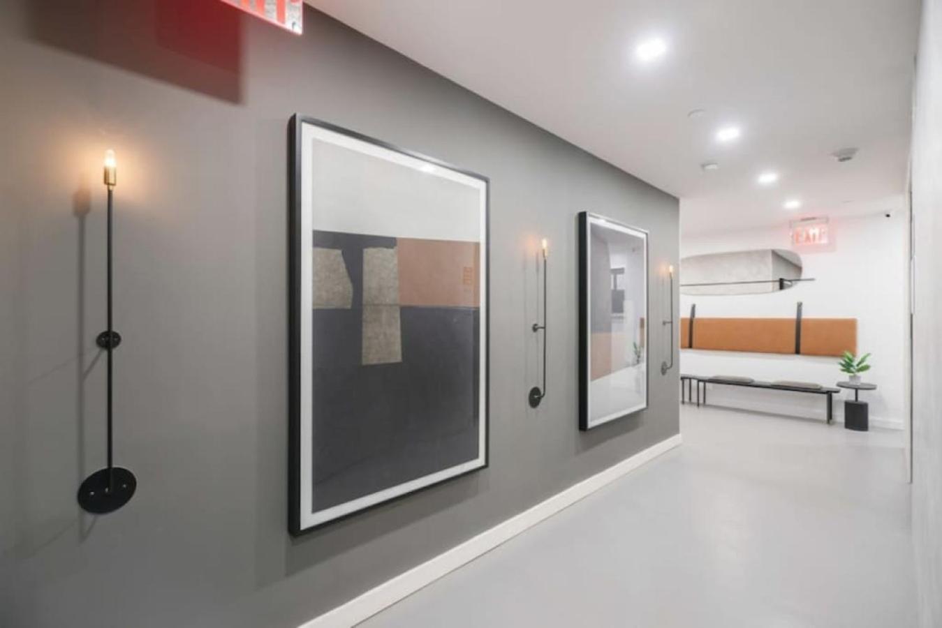 Ferienwohnung Luxe Studio With Charming Juliet Balcony New York Exterior foto